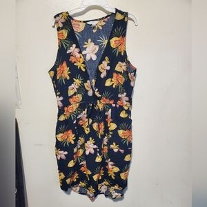 Aa NWOT  Blue Hawaiian floral blouse